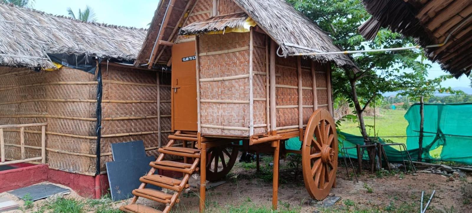 Hampi Wildstone Hotel Ngoại thất bức ảnh